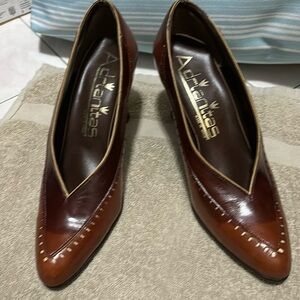 Leather heels made in Spain